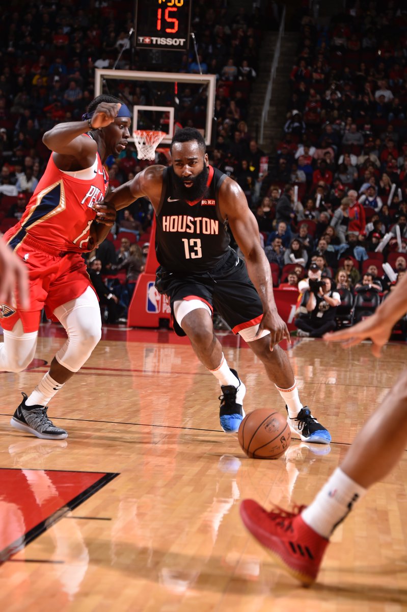 的引援动作 的引援动作